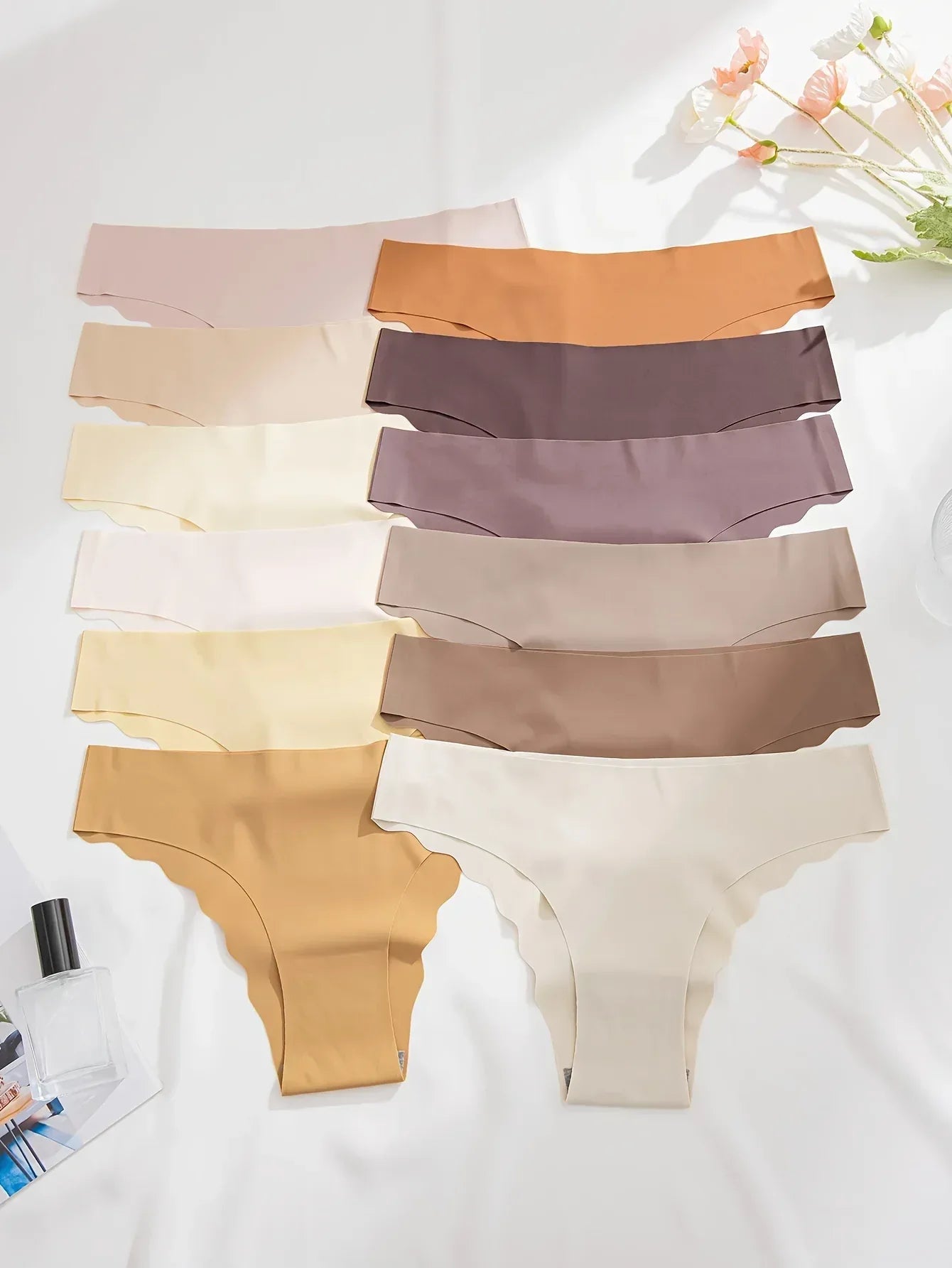 12pcs Solid Scallop Trim Seamless Low Waist Briefs, Soft & Comfy Stretchy Panties, Women's Lingerie & Underwear - Luvia