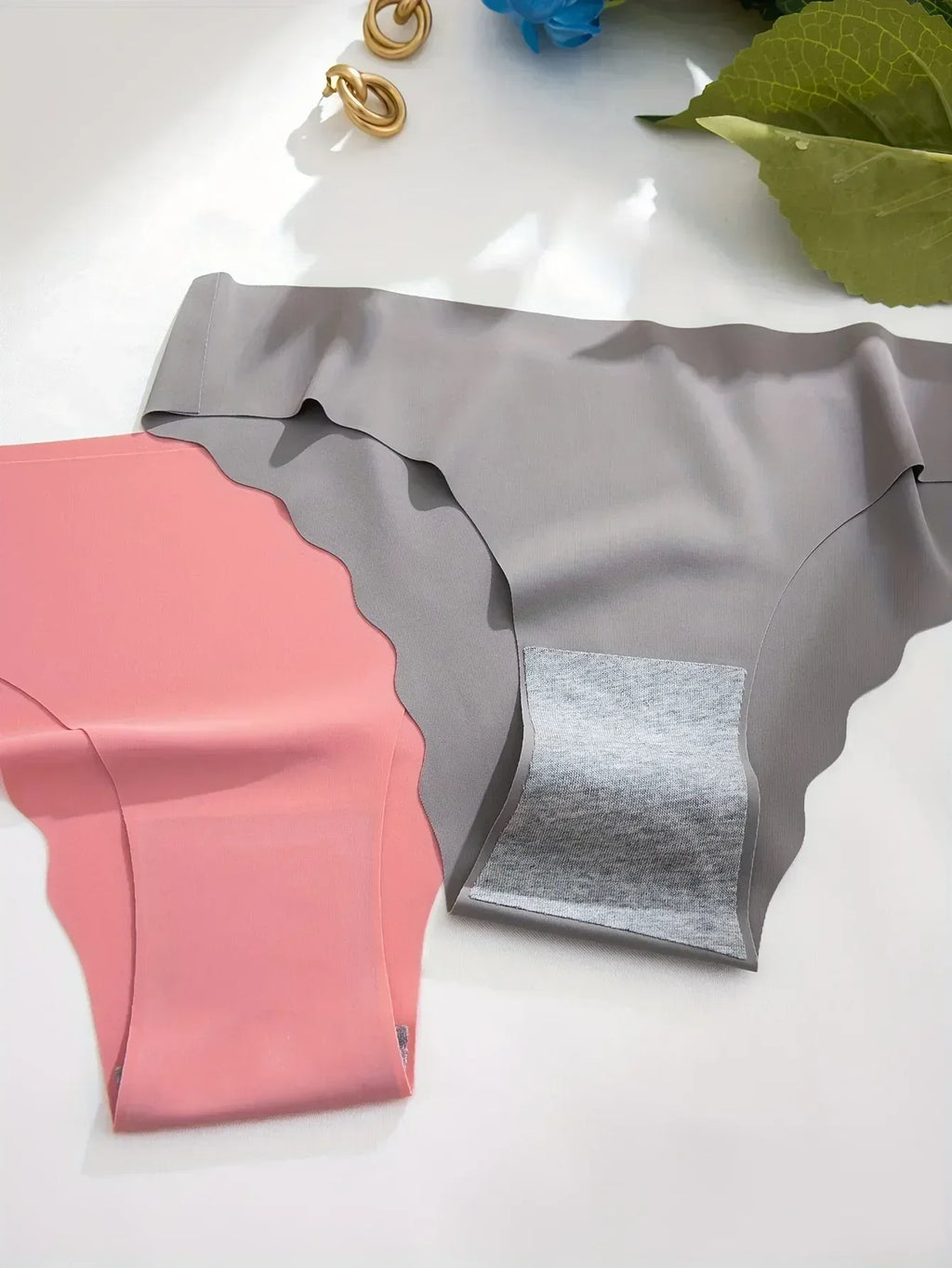 12pcs Solid Scallop Trim Seamless Low Waist Briefs, Soft & Comfy Stretchy Panties, Women's Lingerie & Underwear - Luvia