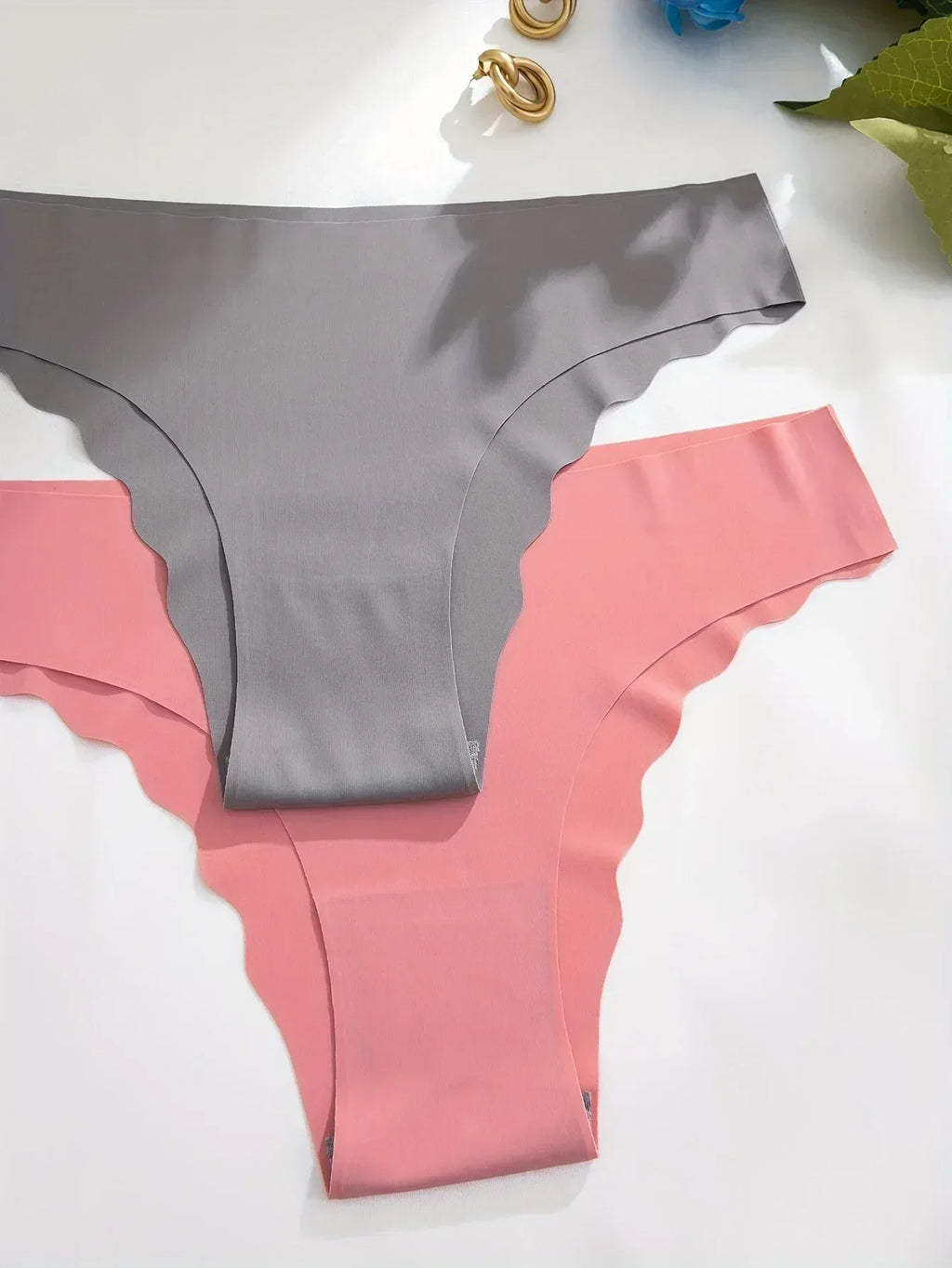 12pcs Solid Scallop Trim Seamless Low Waist Briefs, Soft & Comfy Stretchy Panties, Women's Lingerie & Underwear - Luvia