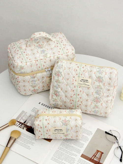 1pc/set floral quilted makeup bag, cute large capacity makeup bag, travel essential makeup bag, multifunctional makeup bag - Luvia