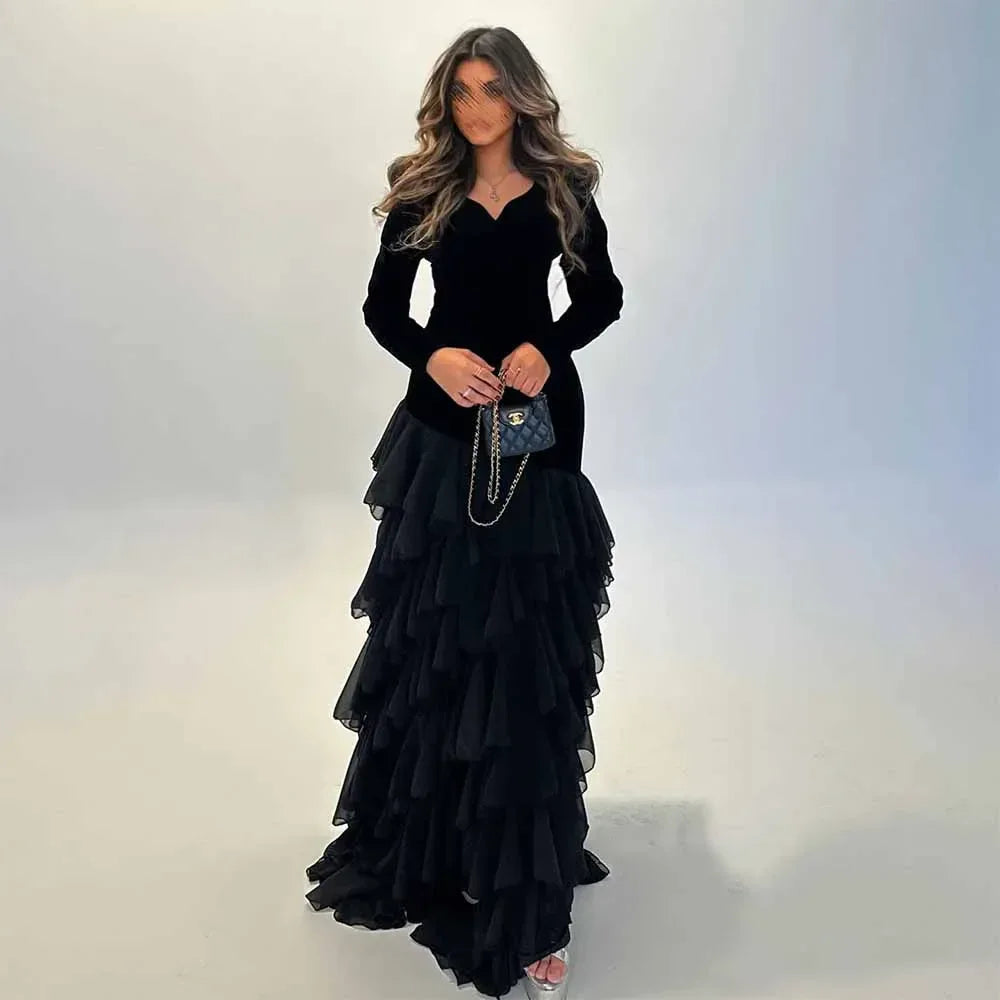 Formal Dresses for Special Events Chiffon A-line Celebrity Dress Black Jersey V-neck Tiered Side Split Evening Dress Long 2025 - Luvia