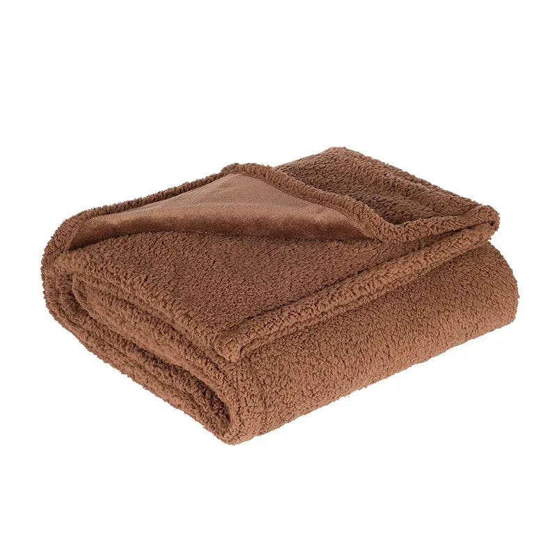 Double-sided Pet Waterproof Blanket ,Soft Thickened Flannel Velveteen Sherpa Blankets for Cats and Dogs Breathable and Anti-grip - Luvia