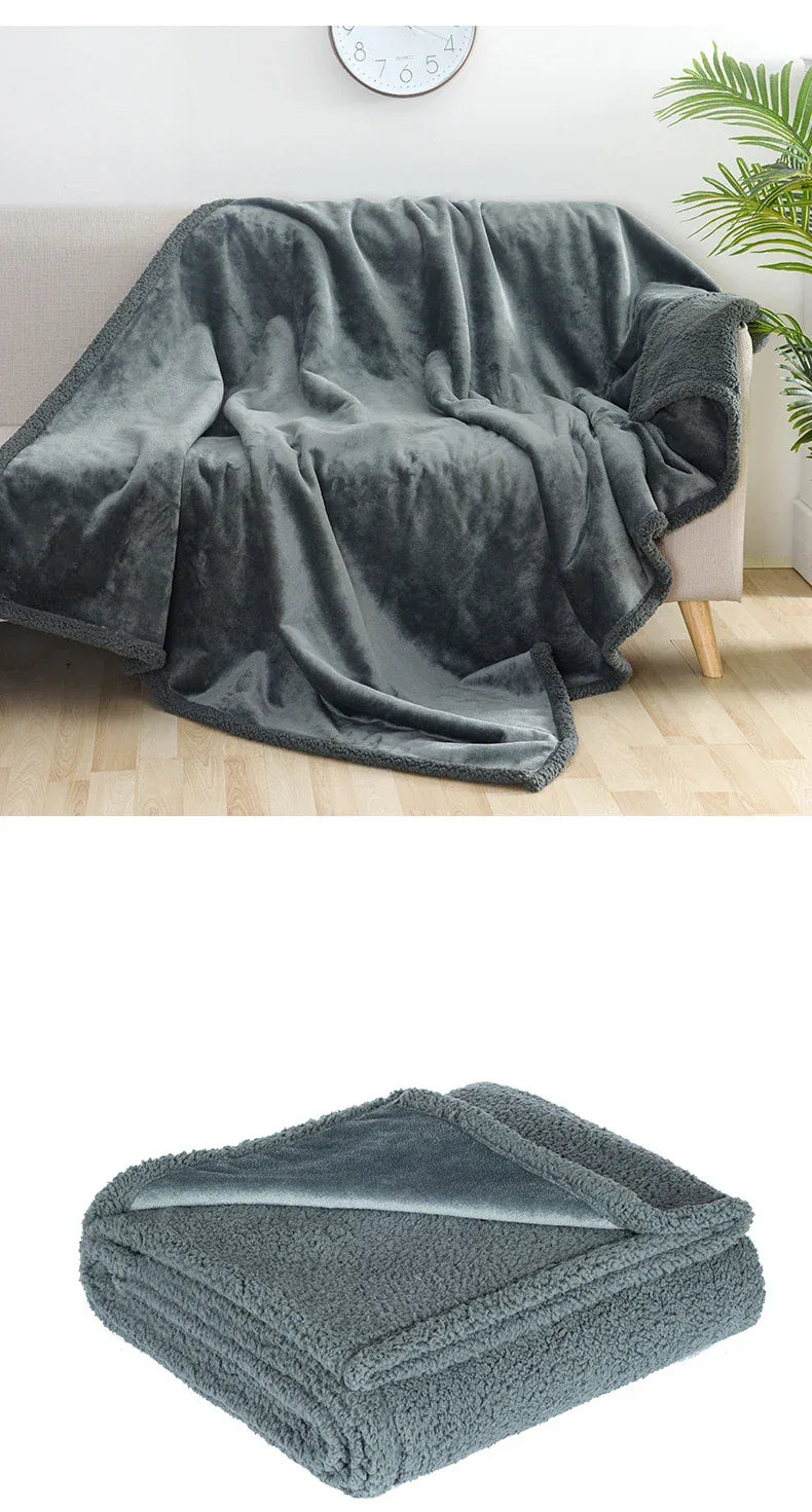 Double-sided Pet Waterproof Blanket ,Soft Thickened Flannel Velveteen Sherpa Blankets for Cats and Dogs Breathable and Anti-grip - Luvia