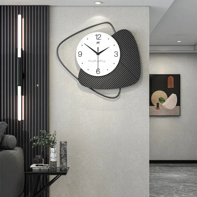 Modern Minimalist Silent Wall Clock High-End Decor for Living Room Home Dining Room Creative Artistic Timepiece - Luvia