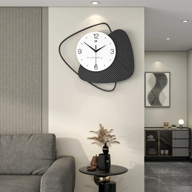 Modern Minimalist Silent Wall Clock High-End Decor for Living Room Home Dining Room Creative Artistic Timepiece - Luvia